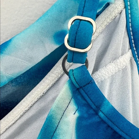 Miraclesuit Blue Tie-Dye Pool Water Pattern Style# 56229 Swimsuit Size 14 - Picture 15 of 17